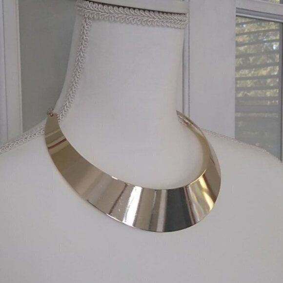 NWOT Chloe & Theodora Statement Collar Necklace - Picture 1 of 9